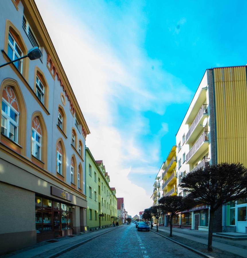 Lofty Apartamenty Namyslow I Kültér fotó