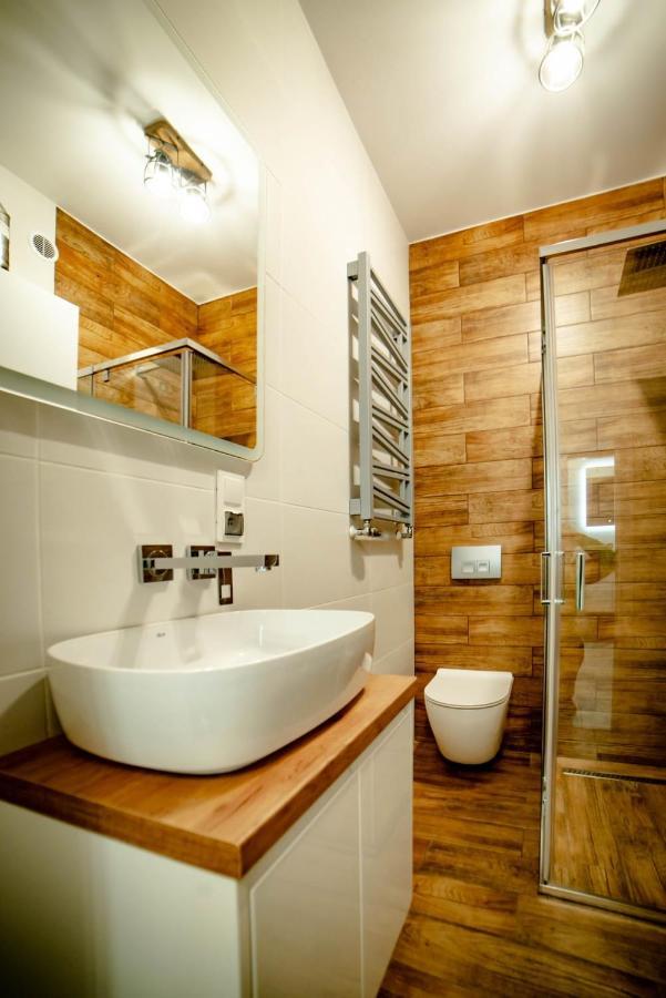 Lofty Apartamenty Namyslow I Kültér fotó